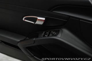 Porsche Cayman 718, Alcantara, CarPlay, 2022