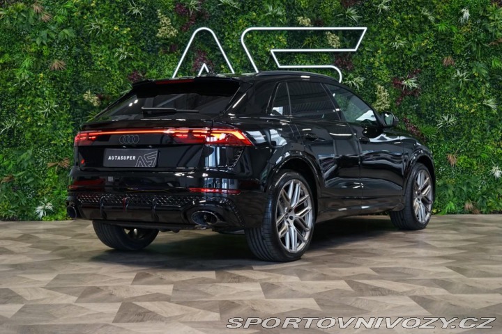 Audi RS Q8 471kW*CERAMIC*B&O*PAN 2025