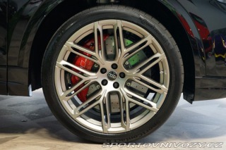 Audi RS Q8 471kW*CERAMIC*B&O*PAN 2025