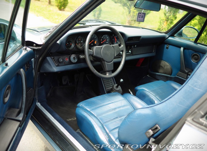 Porsche 911 COUPE 3.0SC Gmodel,Manual 1982