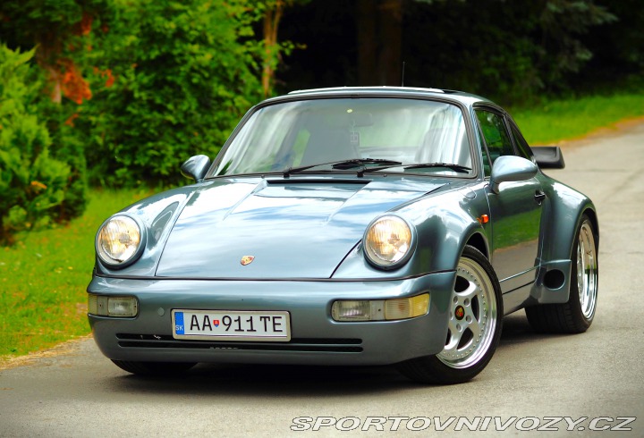 Porsche 911 COUPE 3.0SC Gmodel,Manual 1982