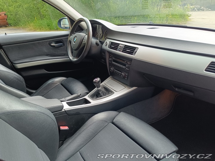 BMW 3 330i E90 2005