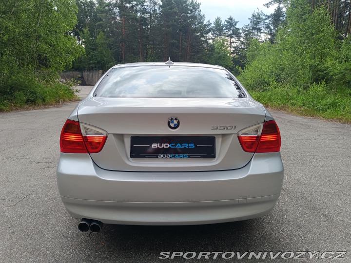 BMW 3 330i E90 2005