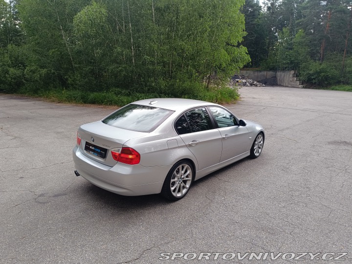 BMW 3 330i E90 2005