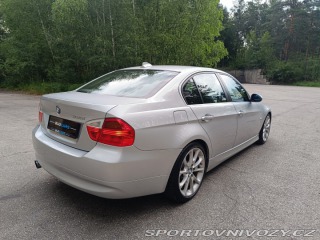 BMW 3 330i E90 2005