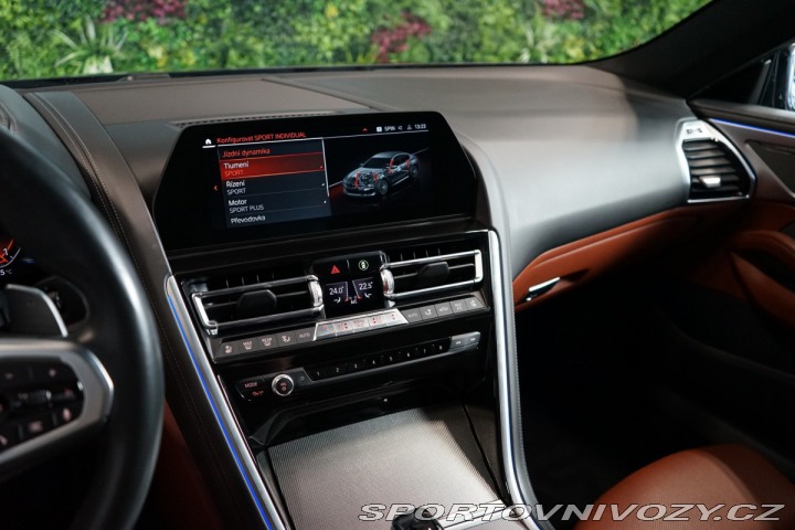 BMW 8 xDRIVE*360*LASER*H/K*NEZ. 2020