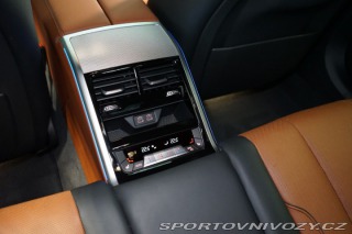 BMW 8 xDRIVE*360*LASER*H/K*NEZ. 2020