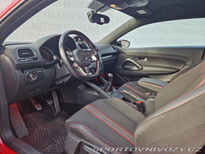 Volkswagen Scirocco GTS 300HP 2017