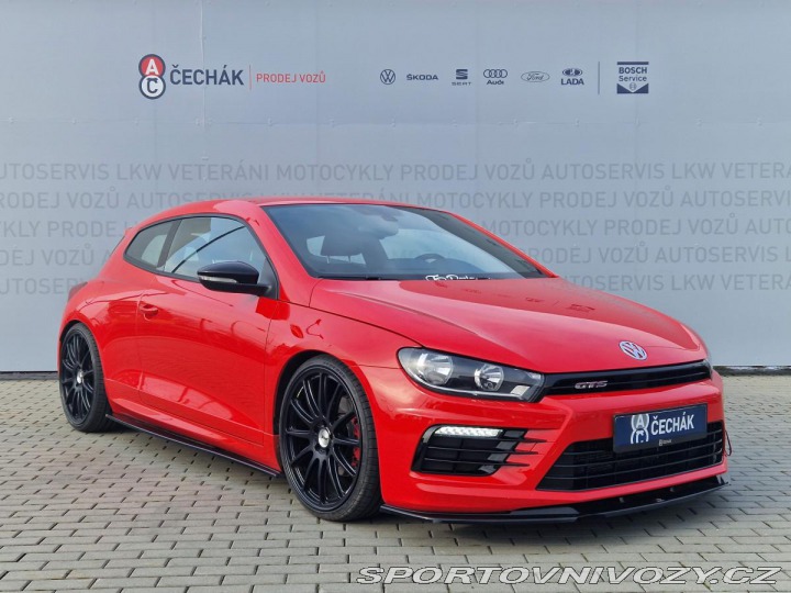 Volkswagen Scirocco GTS 300HP 2017
