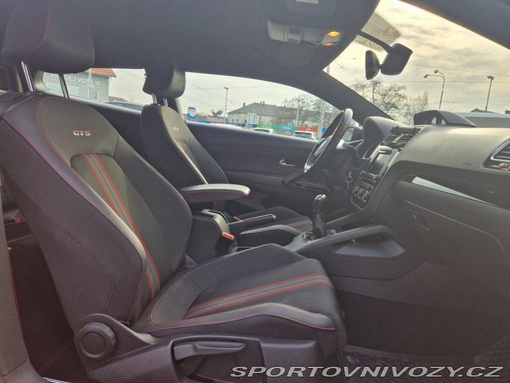 Volkswagen Scirocco GTS 300HP 2017