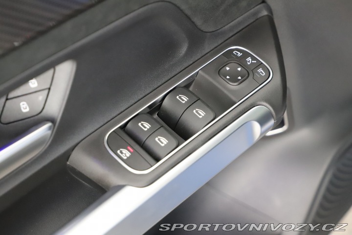 Mercedes-Benz Ostatní modely GLB AMG Line GLB 220 4MATIC 2024