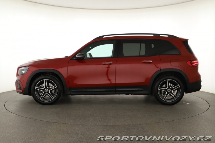 Mercedes-Benz Ostatní modely GLB AMG Line GLB 220 4MATIC 2024