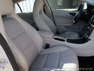 Mercedes-Benz CLA 200 2015