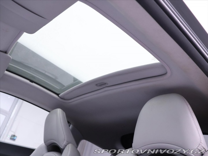 Honda CR-Z 1,5 IMA 84kW CZ Aut.Klima 2011