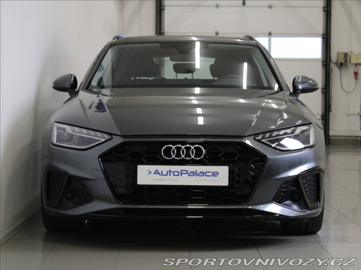 Audi A4 2,0 40TDI S-line Záruka Č 2022