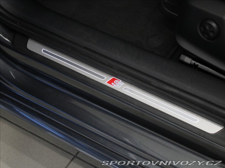 Audi A4 2,0 40TDI S-line Záruka Č 2022