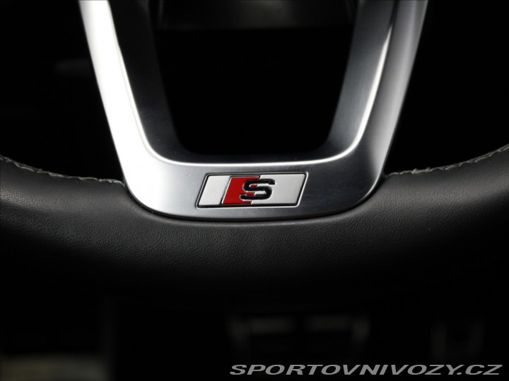 Audi Ostatní modely Q7 3,0 55TFSI S-line Matrix 2022