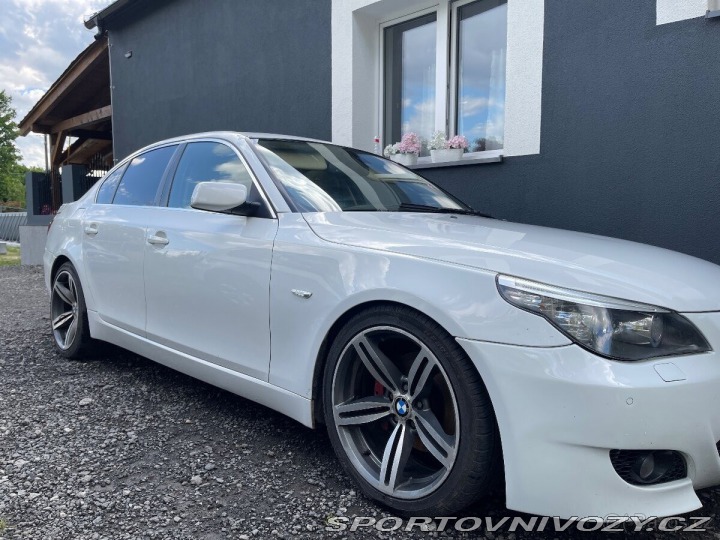 BMW 5 3,0 E60 lci 530D 173kw 2007
