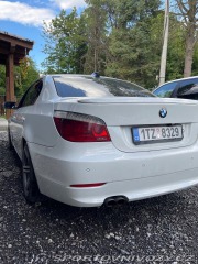 BMW 5 3,0 E60 lci 530D 173kw 2007