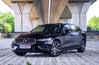 Volvo V60 T6 Recharge AWD A/T, Ful