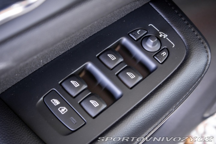 Volvo V60 T6 Recharge AWD A/T, Ful 2021