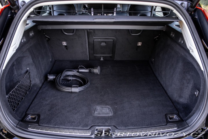 Volvo V60 T6 Recharge AWD A/T, Ful 2021