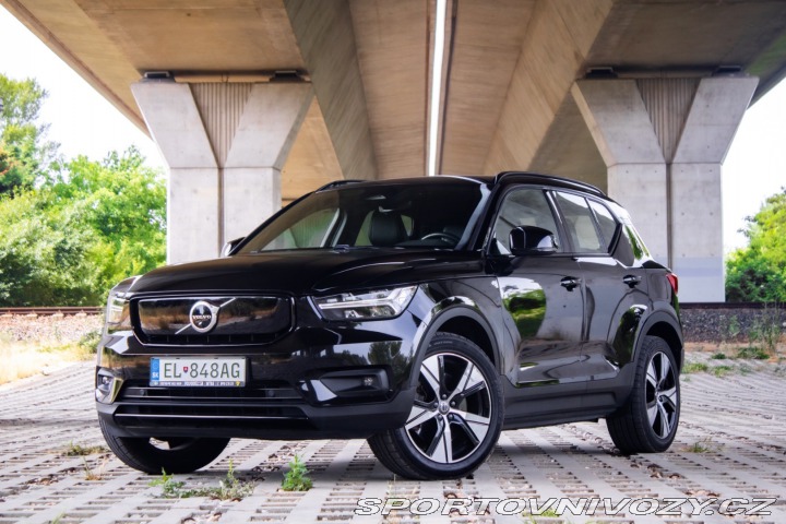 Volvo Ostatní modely XC40 P8 TwinMotor AWD 300kw 2021
