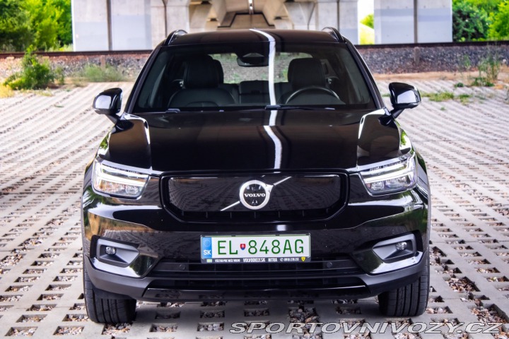 Volvo Ostatní modely XC40 P8 TwinMotor AWD 300kw 2021