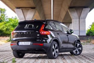 Volvo Ostatní modely XC40  P8 TwinMotor AWD 300kw 2021