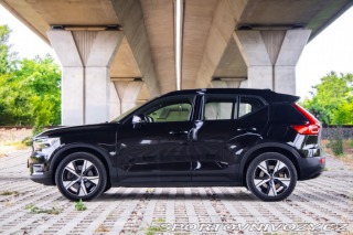 Volvo Ostatní modely XC40  P8 TwinMotor AWD 300kw 2021