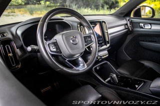 Volvo Ostatní modely XC40  P8 TwinMotor AWD 300kw 2021