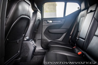 Volvo Ostatní modely XC40  P8 TwinMotor AWD 300kw 2021