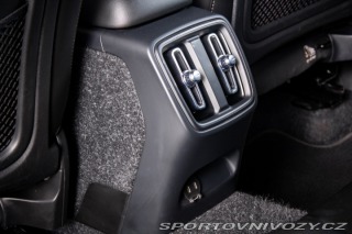 Volvo Ostatní modely XC40  P8 TwinMotor AWD 300kw 2021