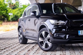 Volvo Ostatní modely XC40  P8 TwinMotor AWD 300kw 2021