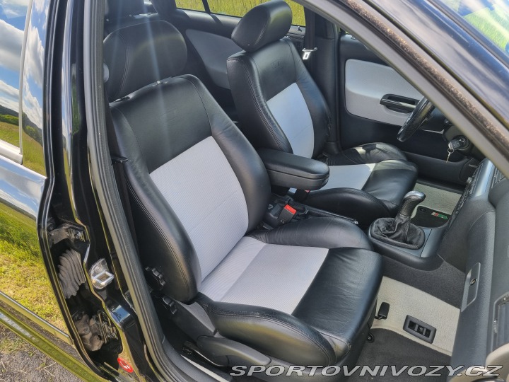 Škoda Octavia RS 2003