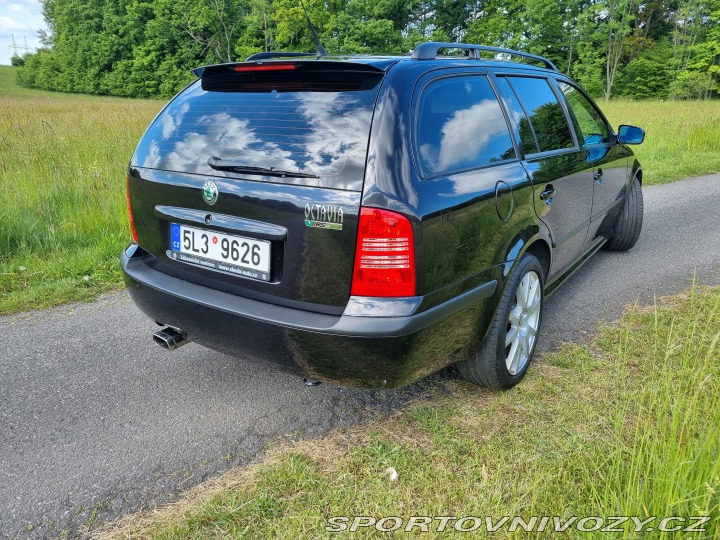 Škoda Octavia RS  2003