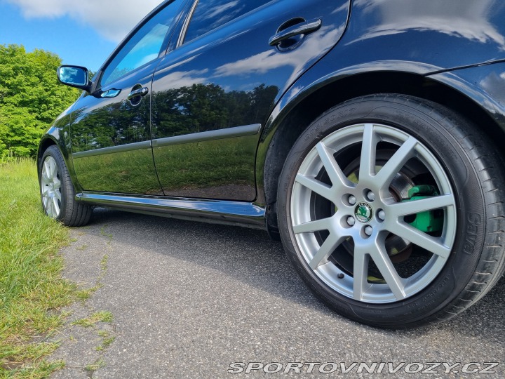 Škoda Octavia RS  2003