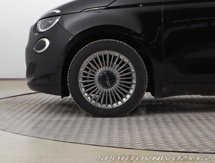 Fiat 500 500e 42 kWh 2021
