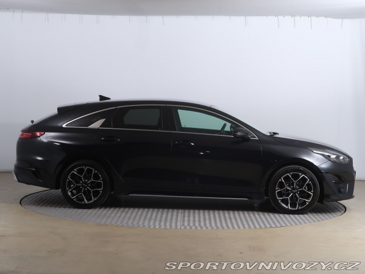 Kia ProCeed GT-Line 1.5 T-GDI 2022