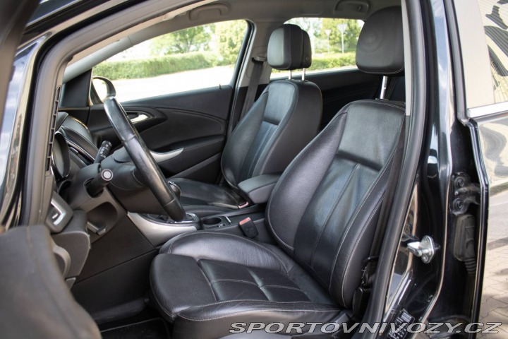 Opel Astra Sport Tourer ST 2.0 CDTI 2014