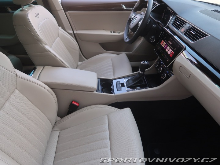 Škoda Superb Laurin&Klement 2.0 TS 2023