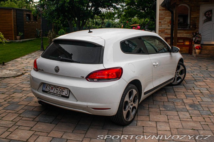 Volkswagen Scirocco 1.4 TSI 160k / NA SPLÁTK 2009