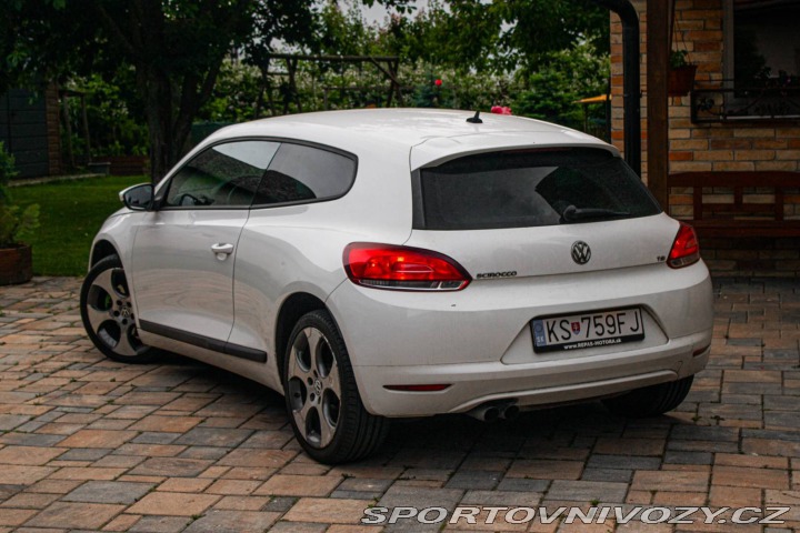 Volkswagen Scirocco 1.4 TSI 160k / NA SPLÁTK 2009
