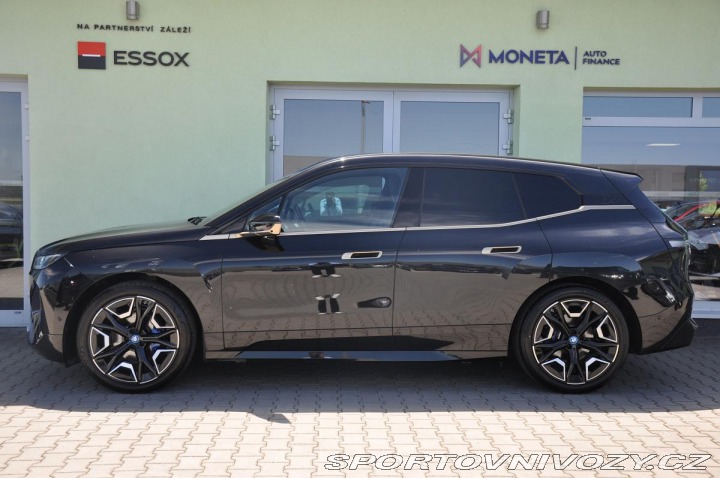 BMW iX xDrive40 HUD H/K TAŽNÉ 2021
