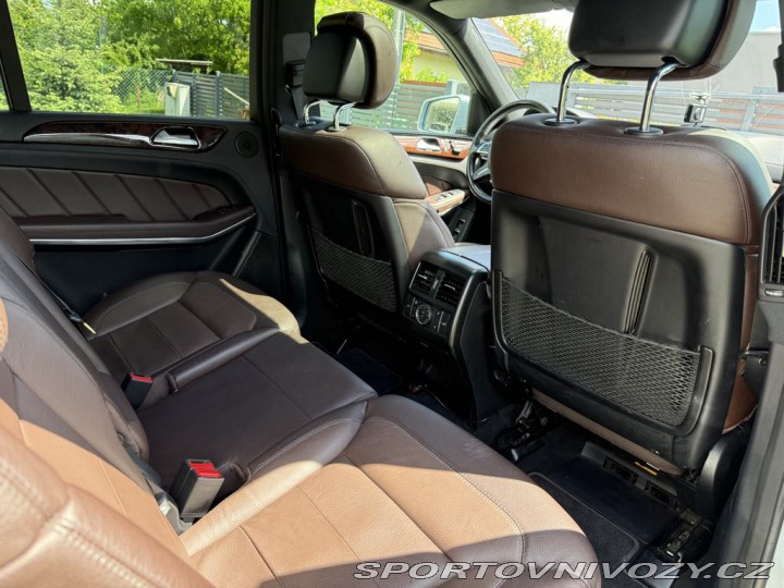 Mercedes-Benz Ostatní modely GL 500 2015