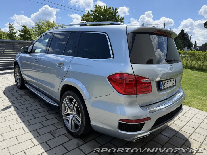 Mercedes-Benz Ostatní modely GL 500 2015