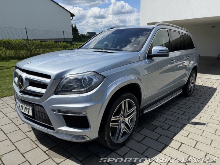 Mercedes-Benz Ostatní modely GL 500 2015