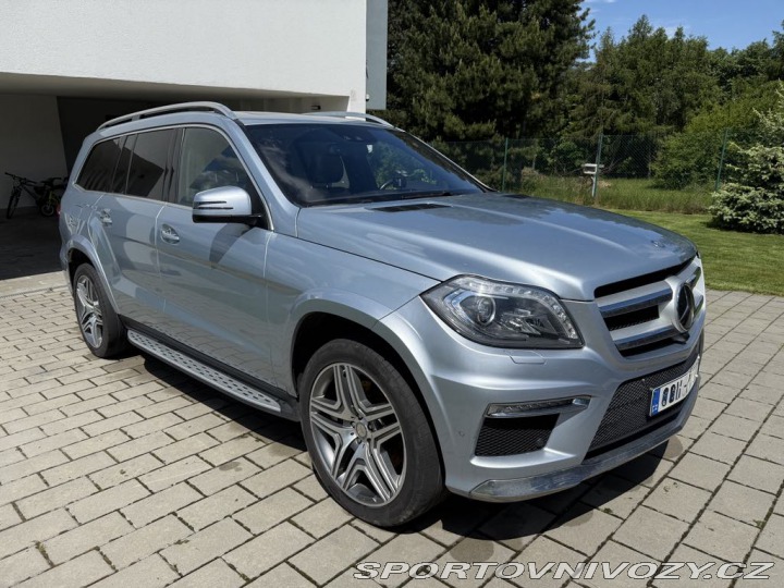 Mercedes-Benz Ostatní modely GL 500 2015