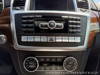 Mercedes-Benz Ostatní modely GL 500 2015