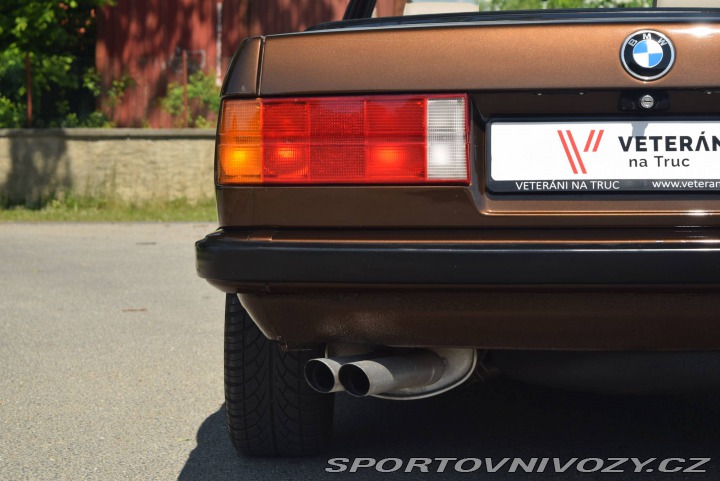 BMW 3 E30 325i 1989